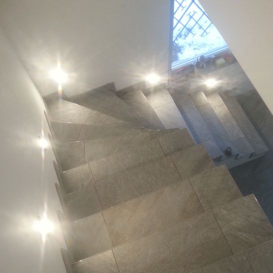 Treppe Fliesen Verlegung